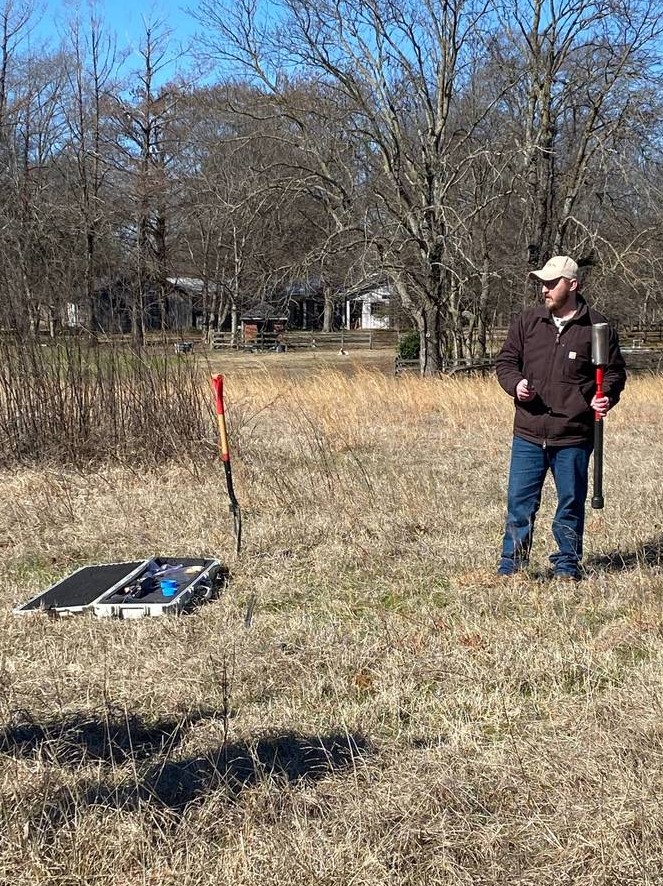 SHI Soil Scientist Bo Collins conducts in-field soil sampling demonstration at USRCF field day